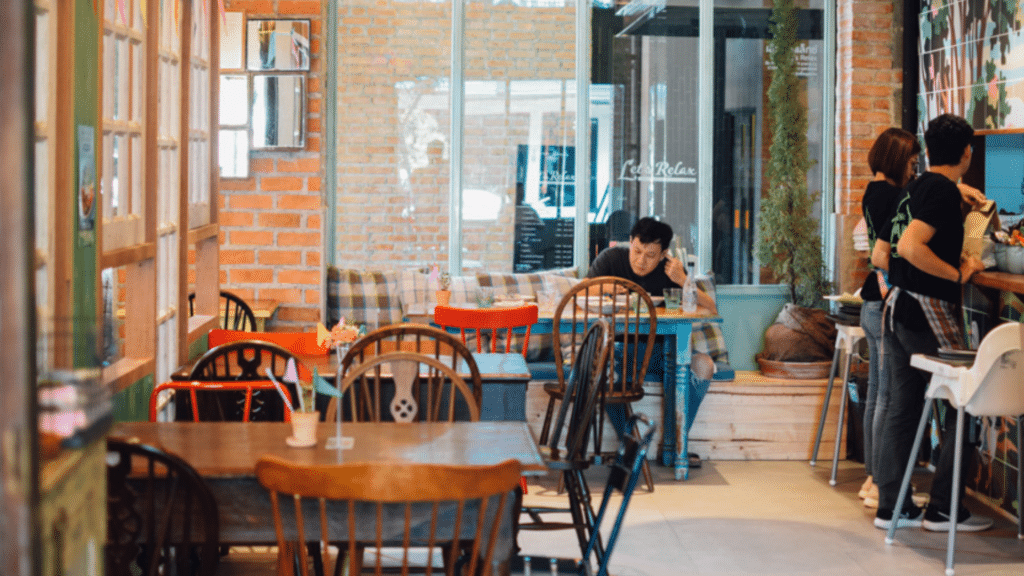 บรรยากาศภายในร้าน Ginger Farm Kitchen