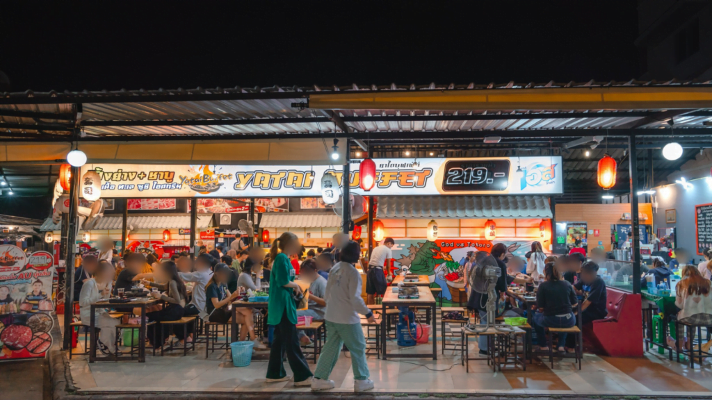 กาดหน้ามอ ร้านอาหารอร่อยๆ