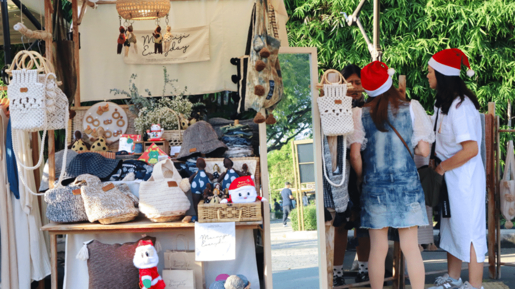 ตลาดจริงใจมาร์เก็ต ร้านค่าต่างๆ