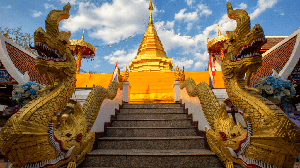 วัดพระธาตุดอยคำ ภาพสวยๆ