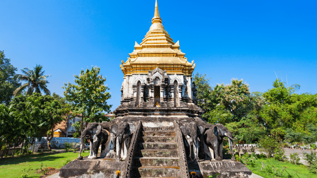 วัดเชียงมั่น เจดีย์ช้างล้อม สวยๆ